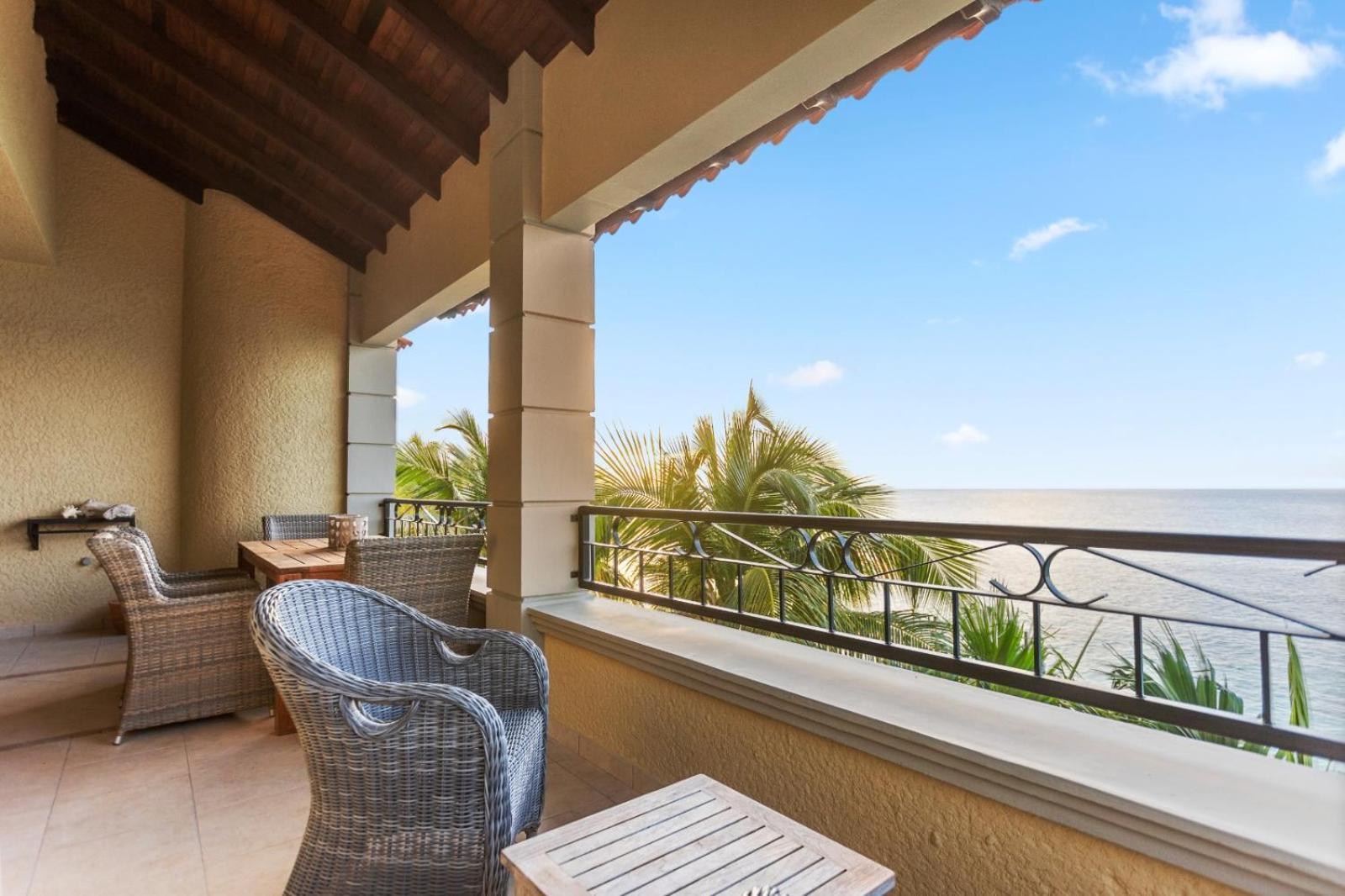 קרלנדיק The Bellafonte - Luxury Oceanfront Hotel מראה חיצוני תמונה
